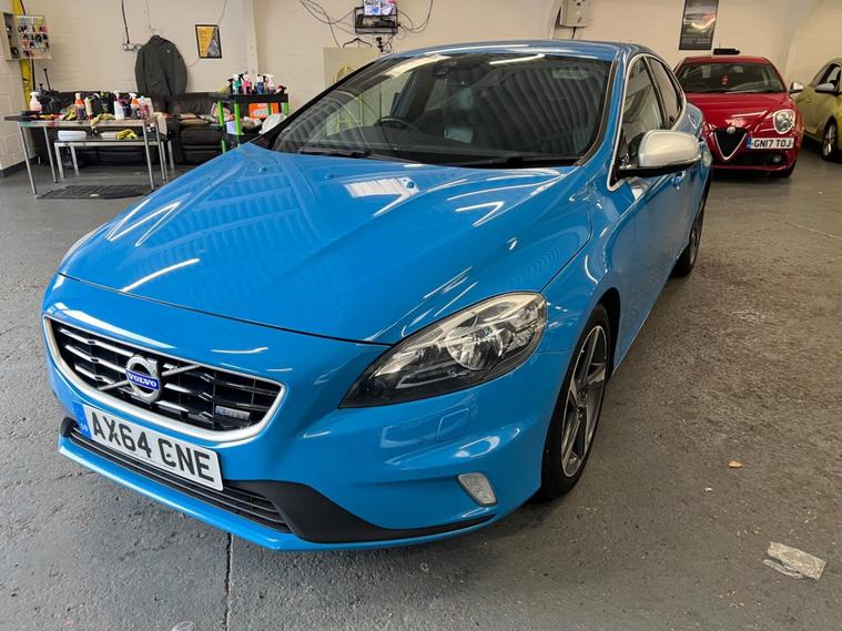 Volvo Volvo V40