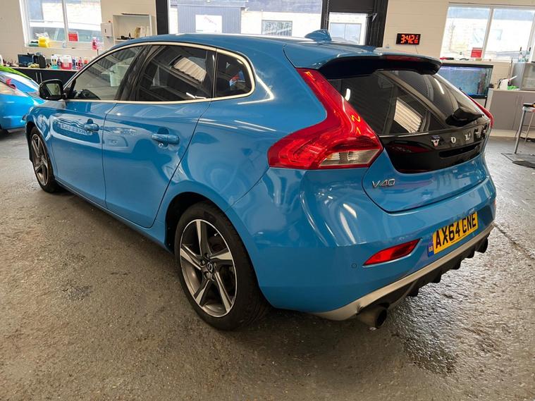 Volvo Volvo V40