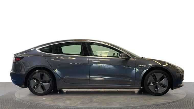 Tesla Tesla Model 3