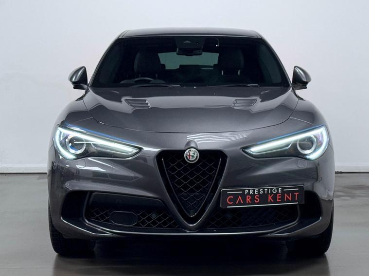 Alfa Romeo Alfa Romeo Stelvio