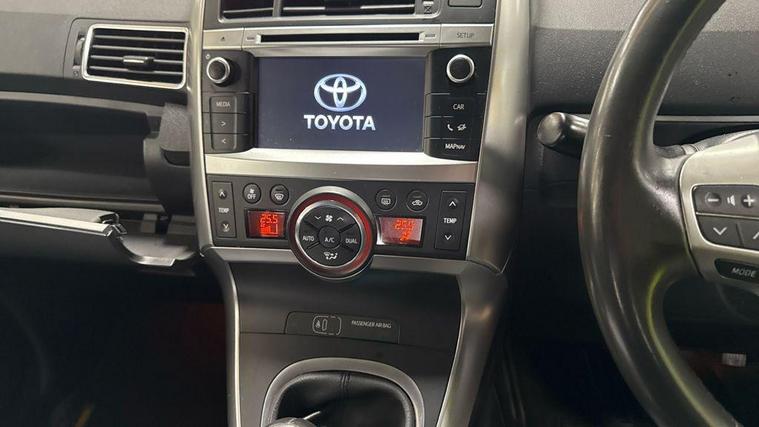 Toyota Toyota Verso