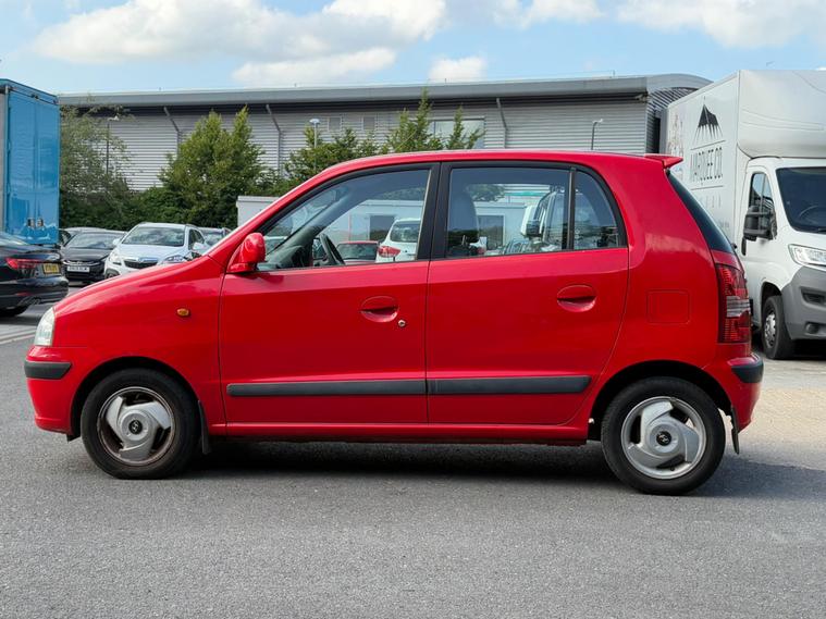 Hyundai Hyundai Amica