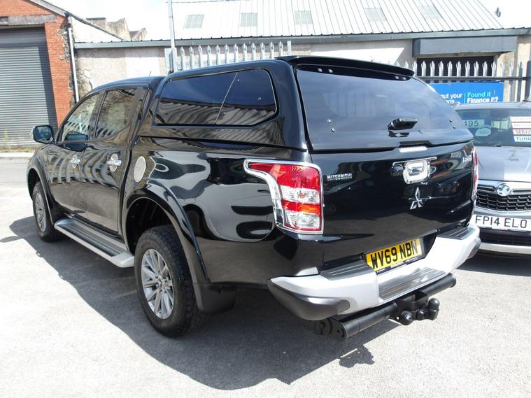 Mitsubishi Mitsubishi L200