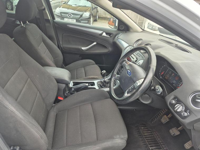 Ford Ford Mondeo