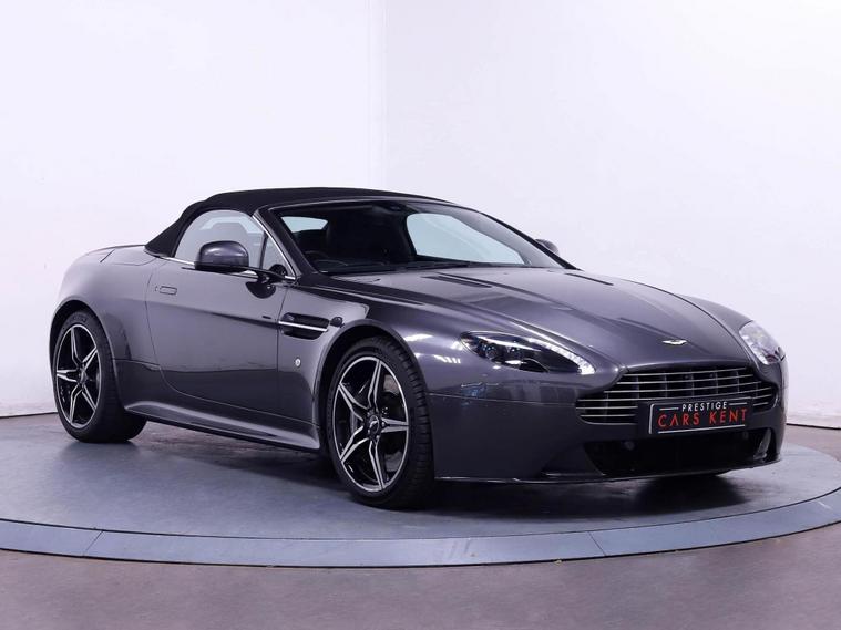 Aston Martin Aston Martin Vantage