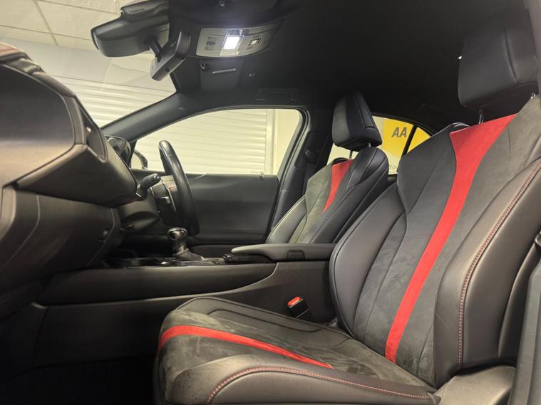 Lexus Lexus UX