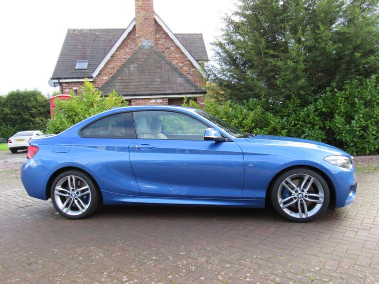 BMW BMW 220