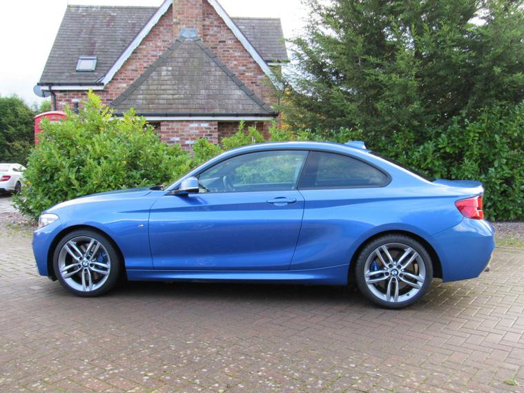 BMW BMW 220