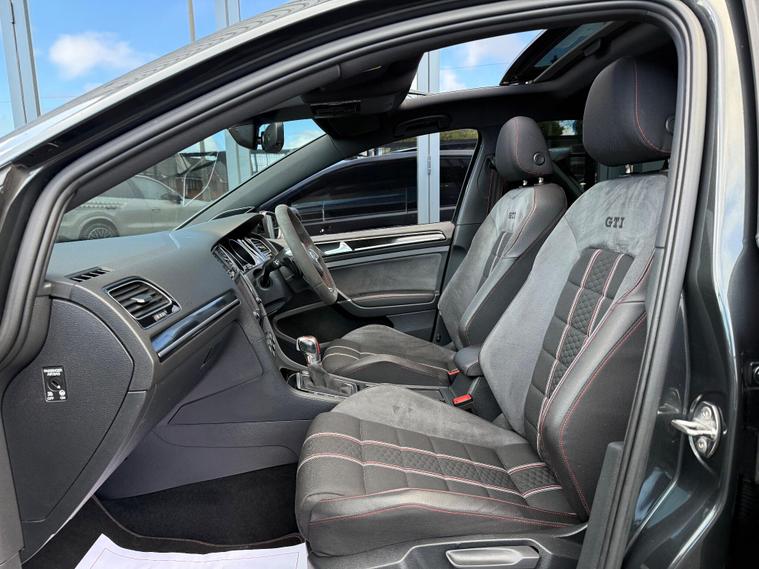 Volkswagen Volkswagen Golf GTi