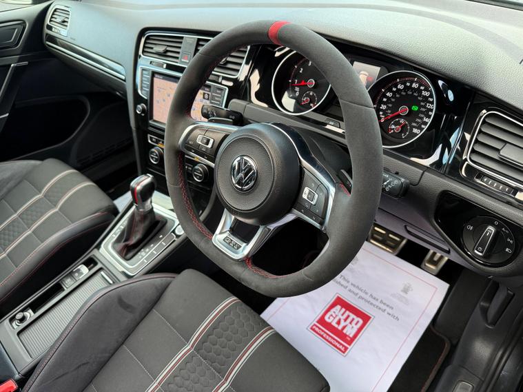 Volkswagen Volkswagen Golf GTi