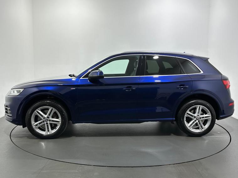 Audi Audi Q5