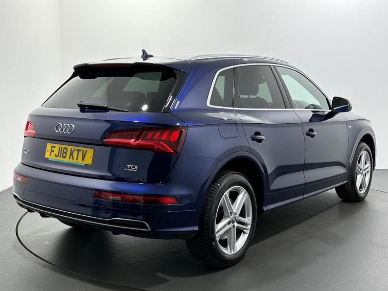Audi Audi Q5