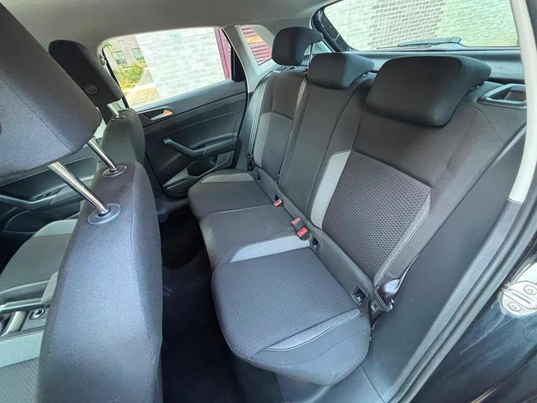 Volkswagen Polo — photo 42