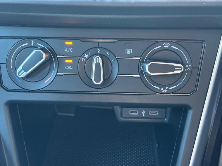 Volkswagen Polo — photo 51