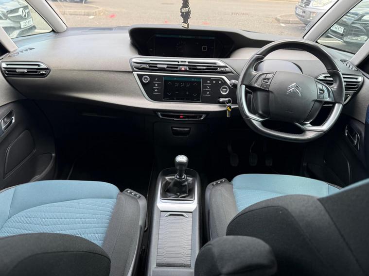 Citroen C4 Picasso — photo 10