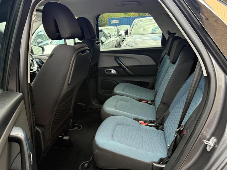 Citroen C4 Picasso — photo 13