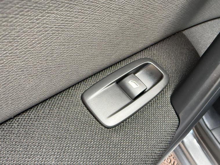 Citroen C4 Picasso — photo 22