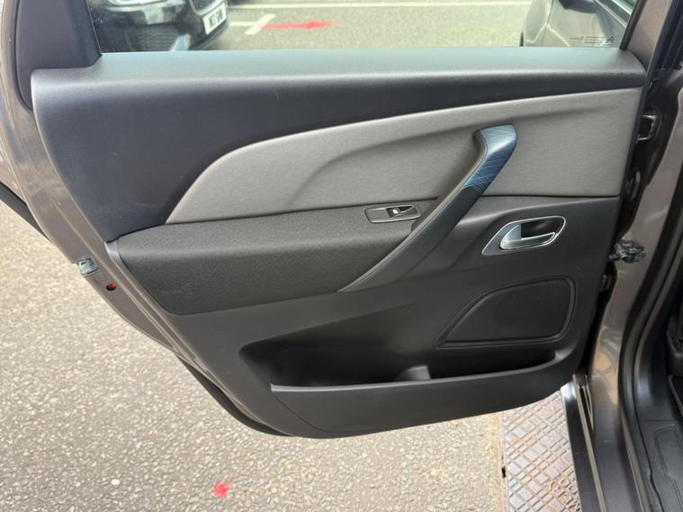 Citroen C4 Picasso — photo 24