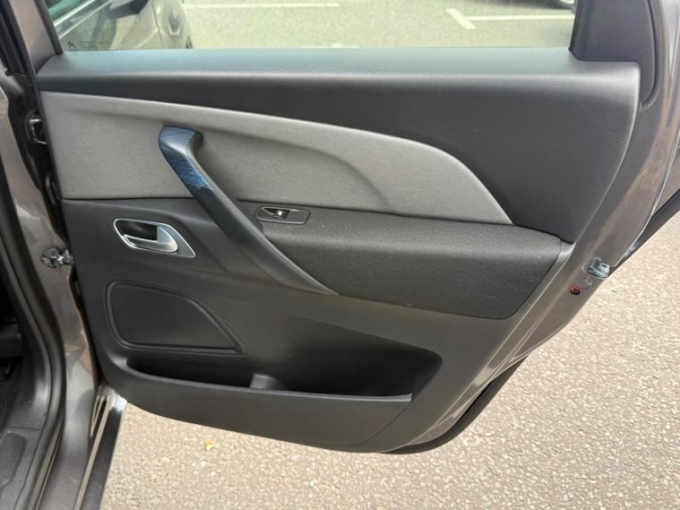 Citroen C4 Picasso — photo 27