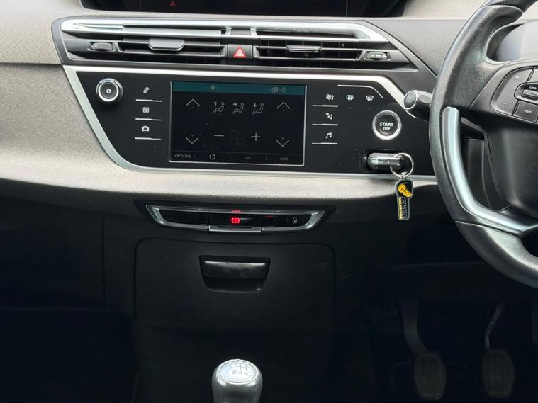 Citroen C4 Picasso — photo 36