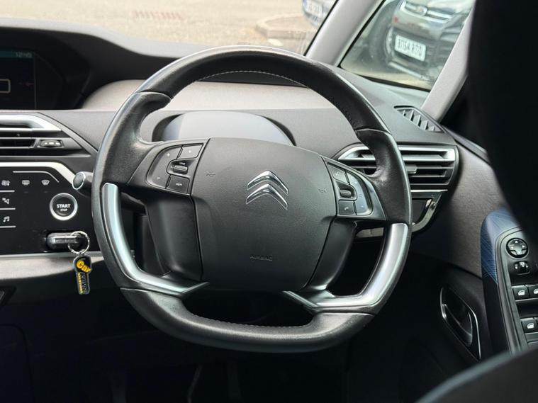 Citroen C4 Picasso — photo 40