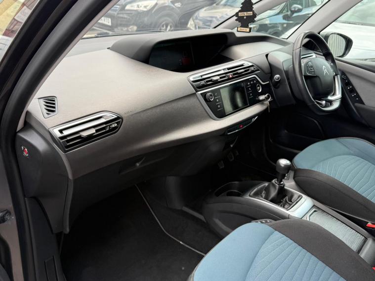 Citroen C4 Picasso — photo 8