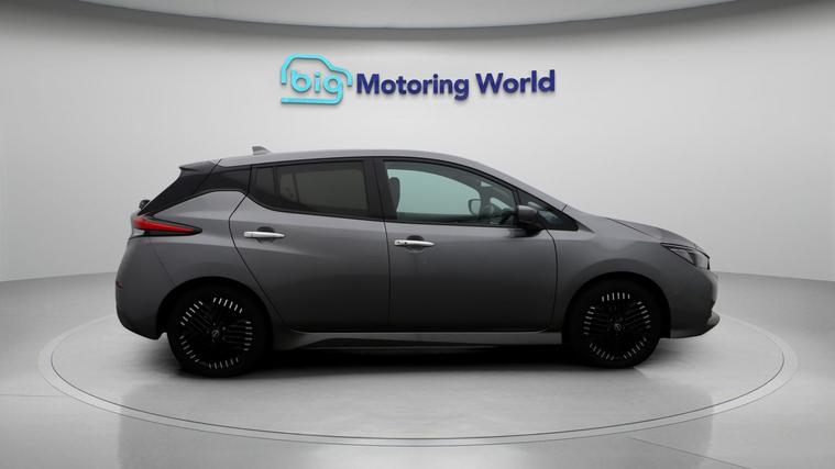 Nissan Nissan Leaf