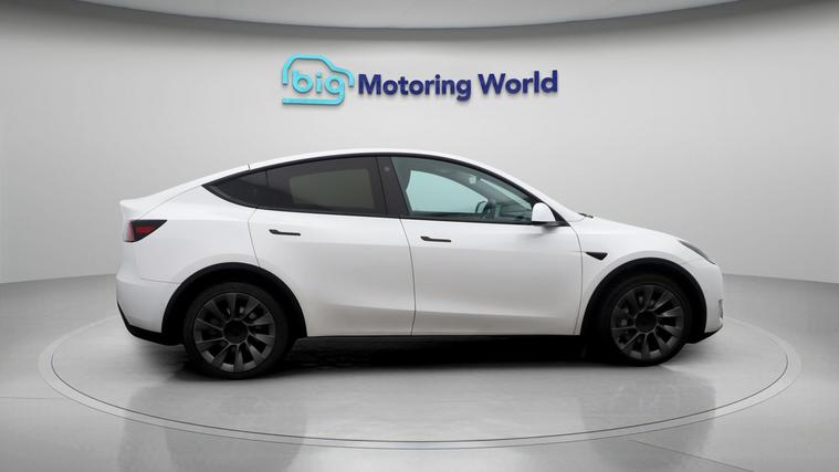 Tesla Tesla Model Y