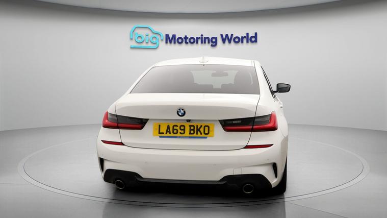 BMW BMW 320