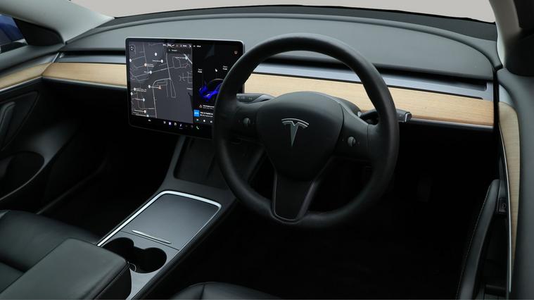 Tesla Tesla Model 3