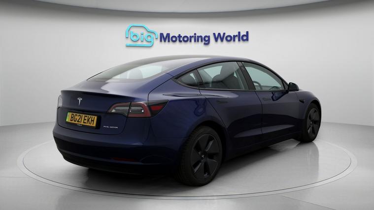 Tesla Tesla Model 3