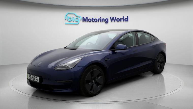Tesla Tesla Model 3
