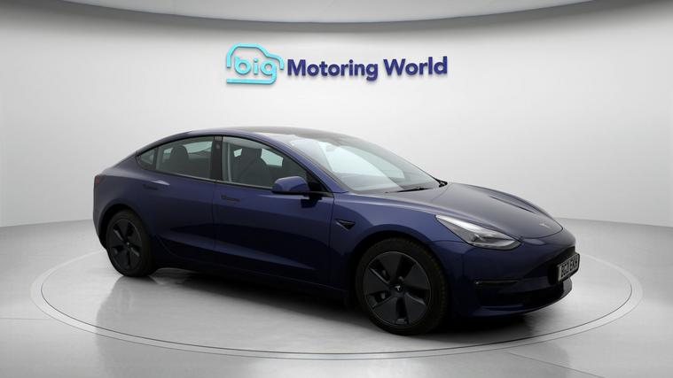 Tesla Tesla Model 3