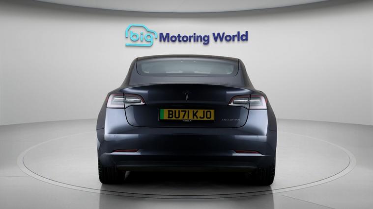 Tesla Tesla Model 3