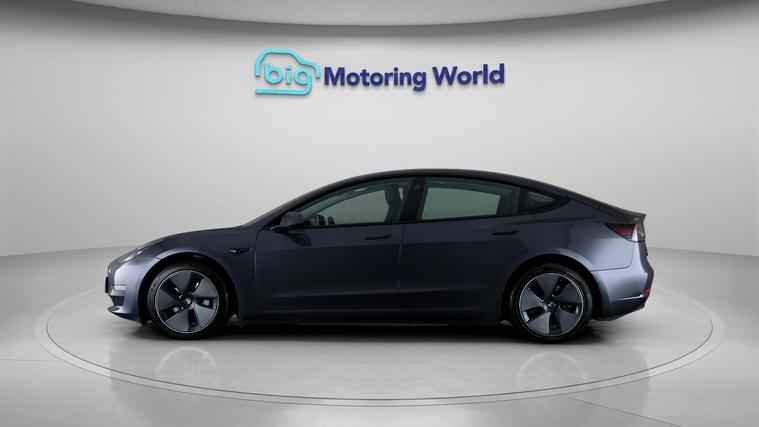 Tesla Tesla Model 3
