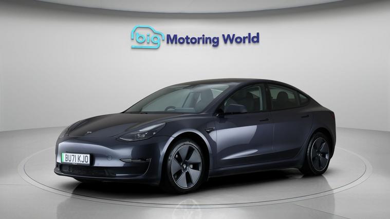 Tesla Tesla Model 3