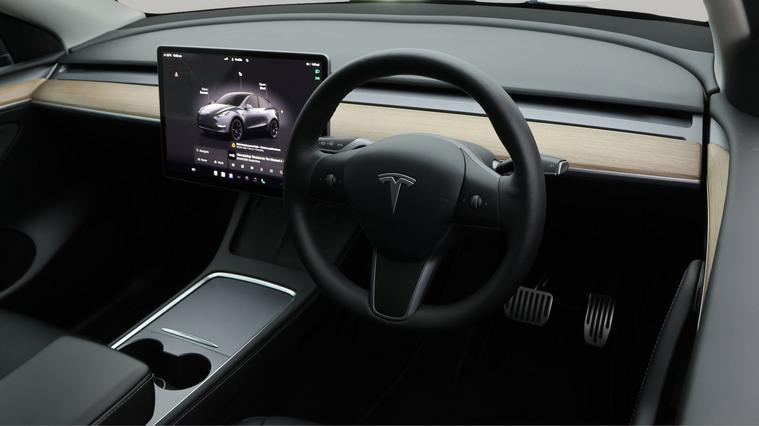 Tesla Tesla Model Y