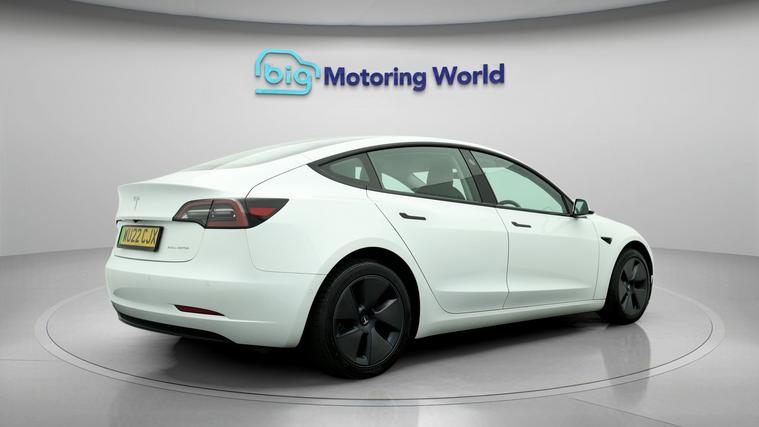 Tesla Tesla Model 3