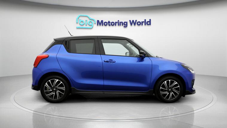 Suzuki Suzuki Swift