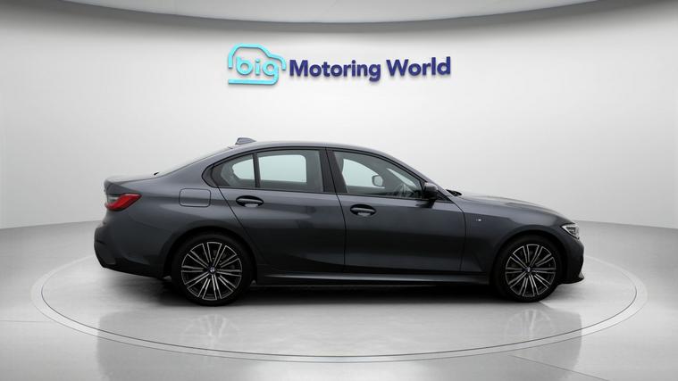BMW BMW 330