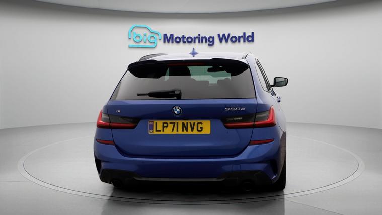 BMW BMW 330