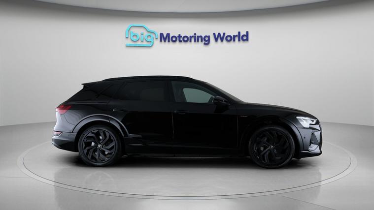 Audi Audi E-Tron