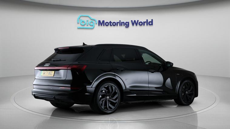 Audi Audi E-Tron