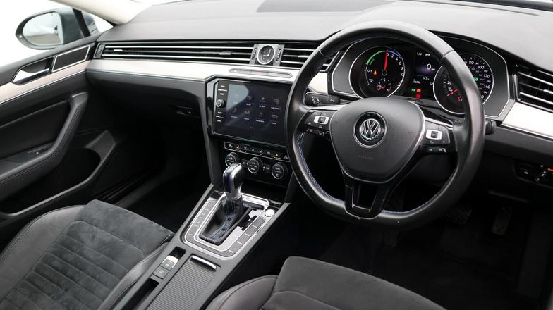 Volkswagen Volkswagen Passat
