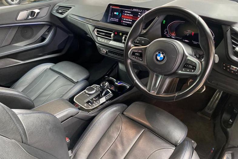 BMW BMW 218