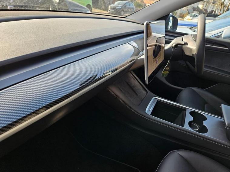 Tesla Tesla Model Y