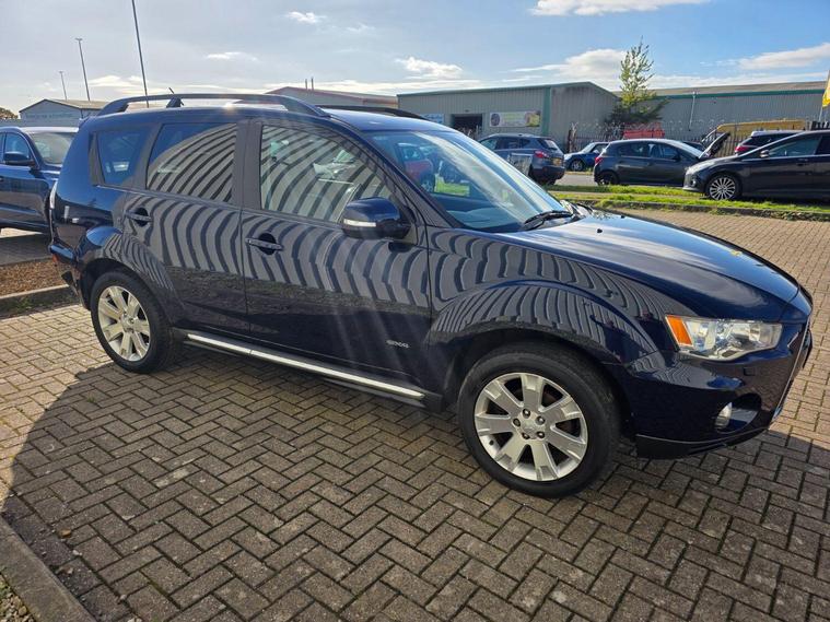 Mitsubishi Mitsubishi Outlander