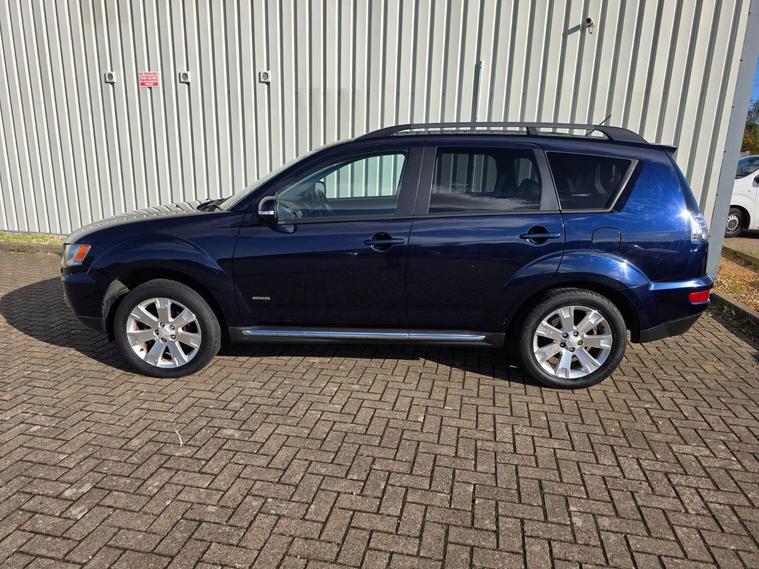 Mitsubishi Mitsubishi Outlander