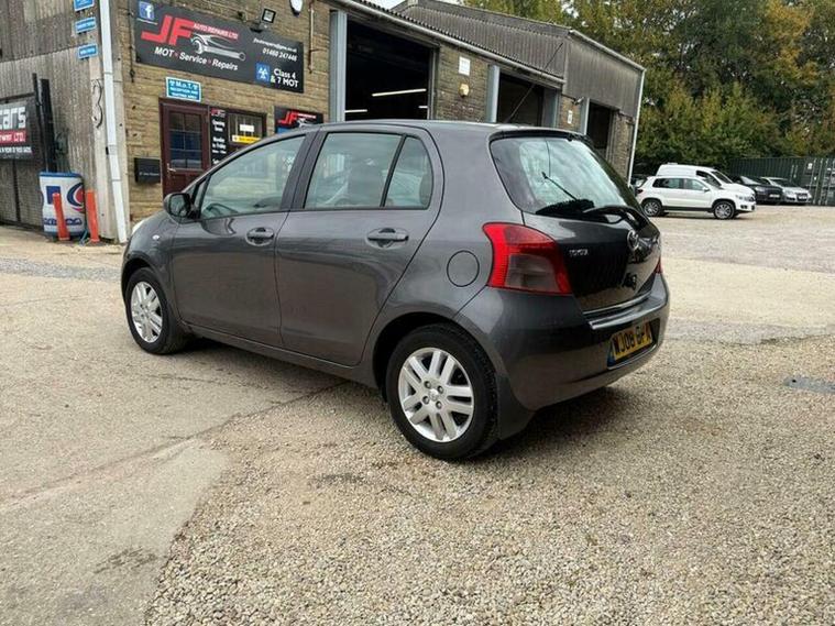 Toyota Toyota Yaris