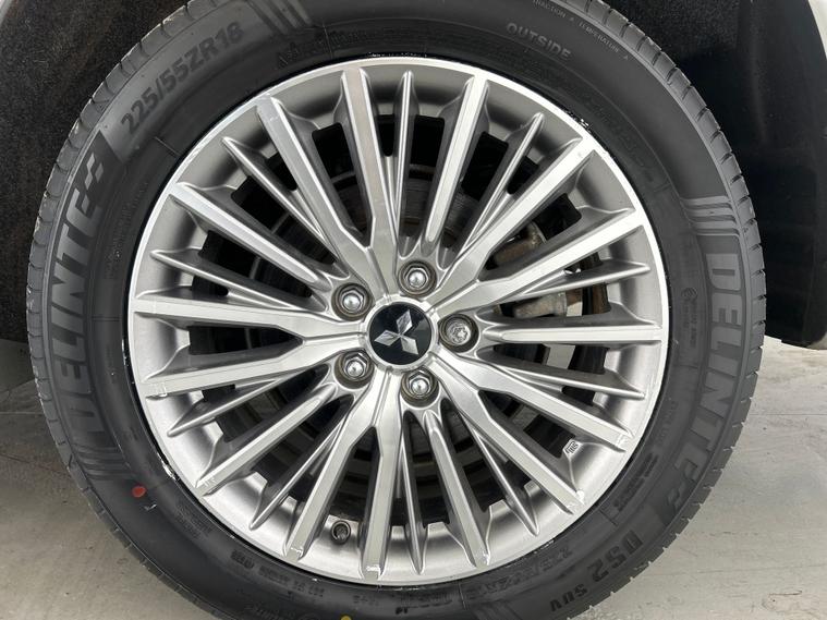 Mitsubishi Mitsubishi Outlander